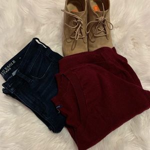 American Eagle sweater